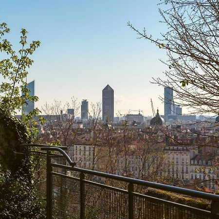 Beau Duplex Avec Jardin Et Vue Apartment Лион Екстериор снимка
